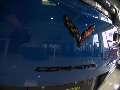 Used 2016 Chevrolet Corvette Z06 w/ 3LZ Preferred Equipment Group RWD image 30