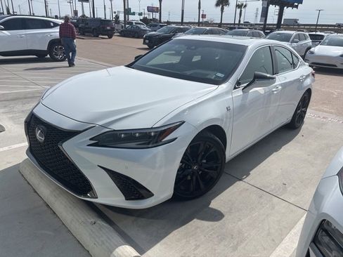 Used 2022 Lexus ES 300h F Sport w/ Accessory Package 2 image 1