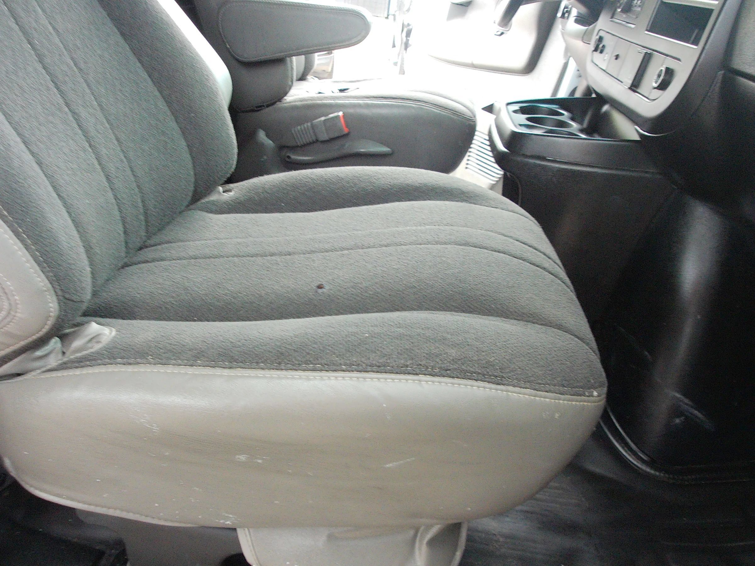 Used 2020 GMC Savana 2500 w/ Driver Convenience Package RWD image 35