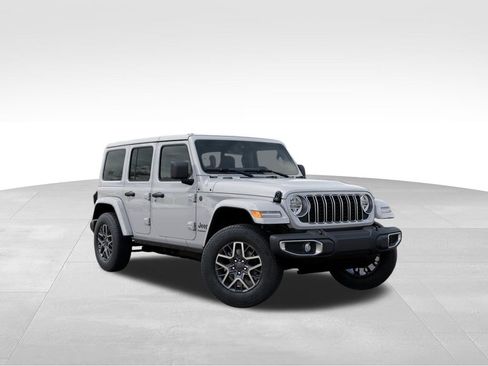 New 2025 Jeep Wrangler Unlimited Sahara AWD/4WD image 5
