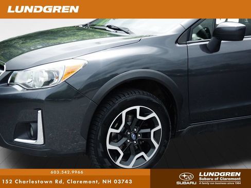 Used 2017 Subaru Crosstrek 2.0i Premium AWD/4WD image 31