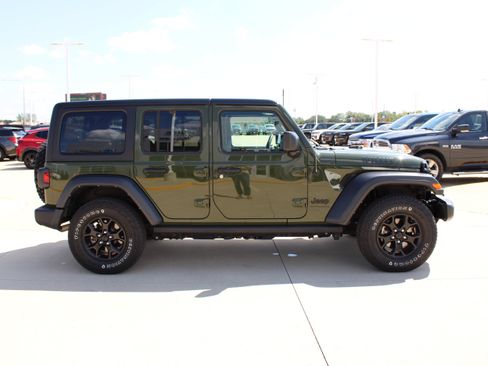 Used 2023 Jeep Wrangler Unlimited Sport AWD/4WD image 6