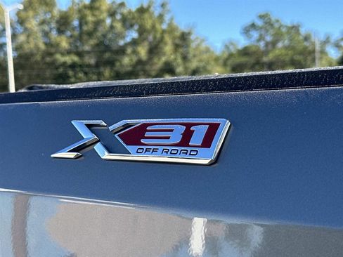 Used 2019 GMC Sierra 1500 SLT image 8