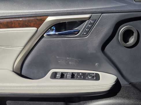 Used 2019 Lexus RX 350 FWD w/ Navigation Package image 34