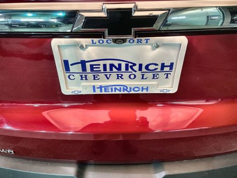 Used 2023 Chevrolet Traverse LT image 29