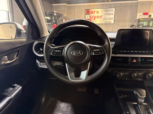 Used 2020 Kia Forte LXS FWD image 14