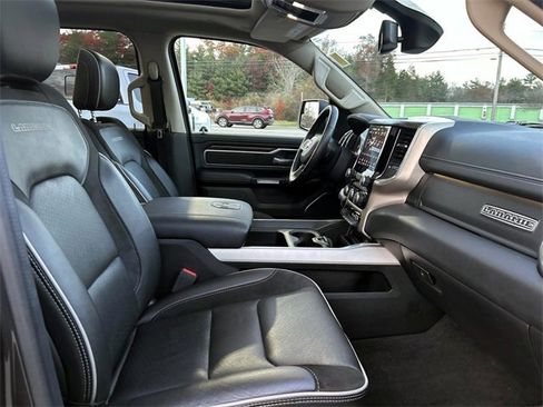 Used 2020 RAM 1500 Laramie image 19