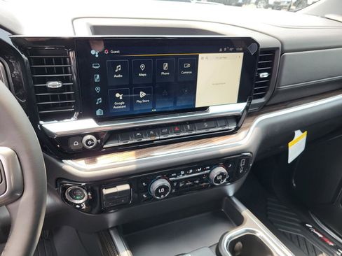 New 2026 Chevrolet Silverado 1500 LT Trail Boss w/ LPO, Dark Essentials Package AWD/4WD image 18