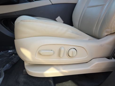 Used 2021 Buick Enclave Essence w/ Sound and Sites Package FWD image 27