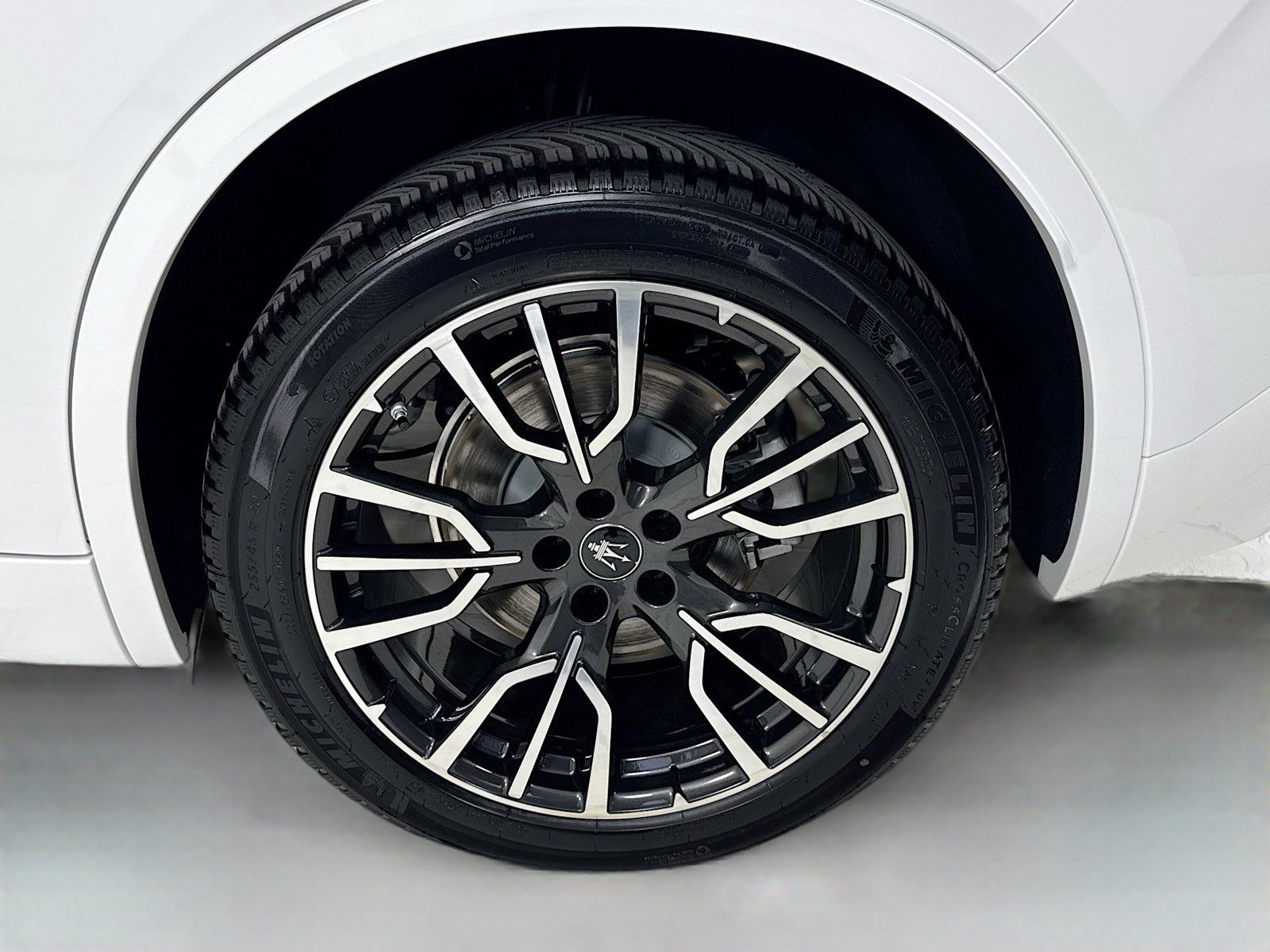 Used 2025 Maserati Grecale GT AWD/4WD image 9