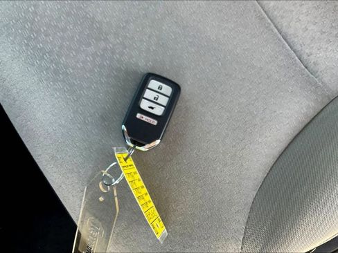 Used 2016 Honda CR-V EX image 10