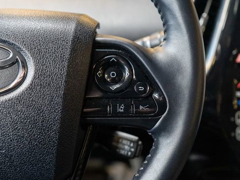 Used 2021 Toyota Prius Prime XLE image 20