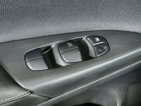 Used 2019 Nissan Sentra FWD image 15