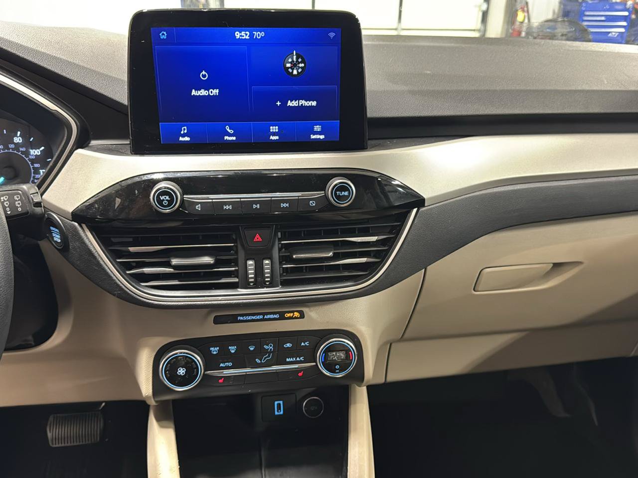 Used 2020 Ford Escape SE AWD/4WD image 22