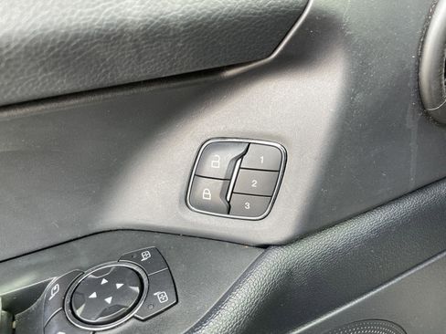 Certified 2022 Ford Expedition Limited image 36