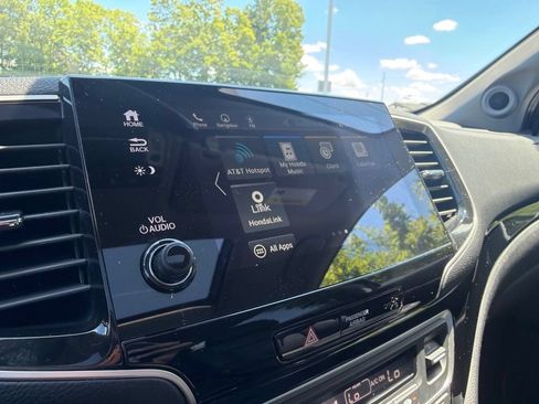 Used 2020 Honda Pilot Elite image 34