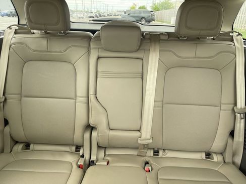 Used 2024 Lincoln Corsair AWD w/ Equipment Group 101A image 25