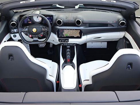 Used 2023 Ferrari Portofino M image 20