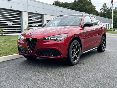 New 2025 Alfa Romeo Stelvio Sprint