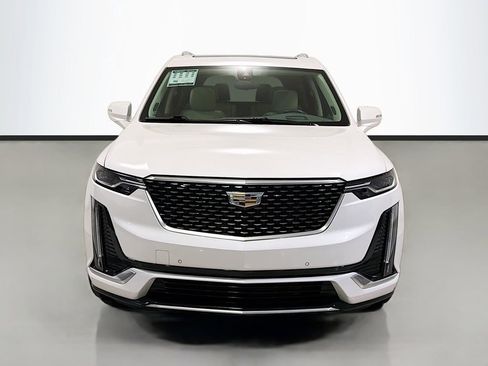 Used 2020 Cadillac XT6 Premium Luxury FWD image 2