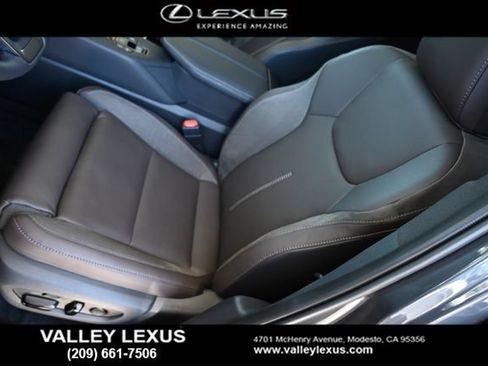 New 2026 Lexus TX 550h AWD Plug-In Hybrid image 13