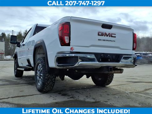 Used 2022 GMC Sierra 3500 Pro w/ Convenience Package image 6