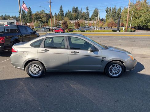 Used 2008 Ford Focus SE image 8