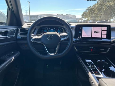 New 2026 Volkswagen Atlas Cross Sport SE image 52