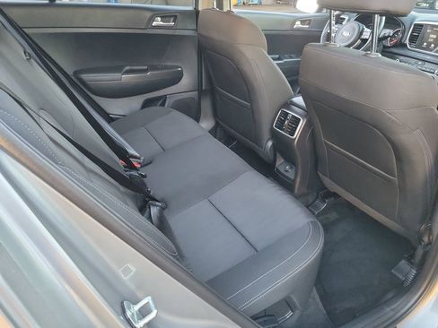 Used 2021 Kia Sportage LX image 18