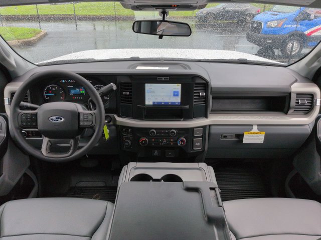 New 2026 Ford F250 XL w/ XL Chrome Package AWD/4WD image 15