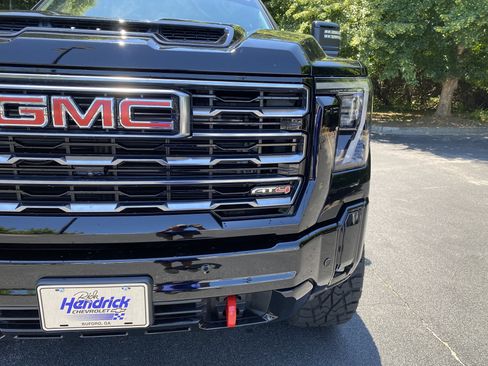 Used 2025 GMC Sierra 2500 AT4 w/ AT4 Premium Plus Package AWD/4WD image 15