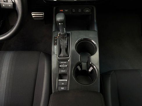 Used 2025 Honda Civic Sport image 13