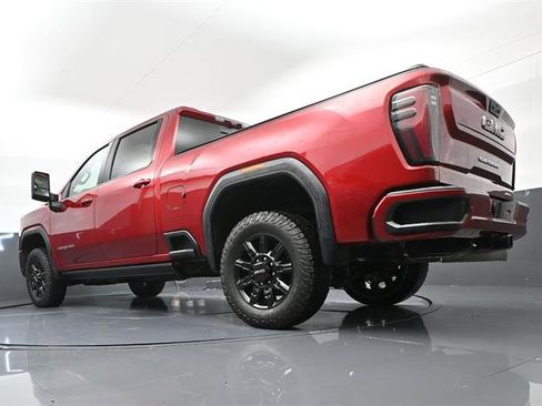 Used 2024 GMC Sierra 2500 AT4 w/ AT4 Premium Plus Package image 32