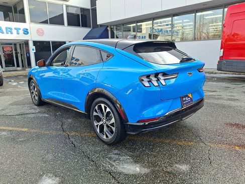 Certified 2022 Ford Mustang Mach-E Premium image 3