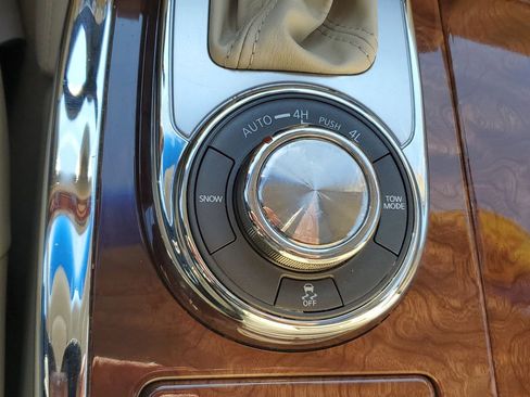 Used 2015 INFINITI QX80 4WD image 34