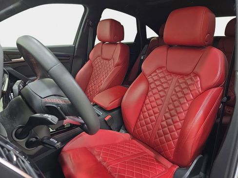 Used 2023 Audi SQ5 Prestige w/ Prestige Package image 17