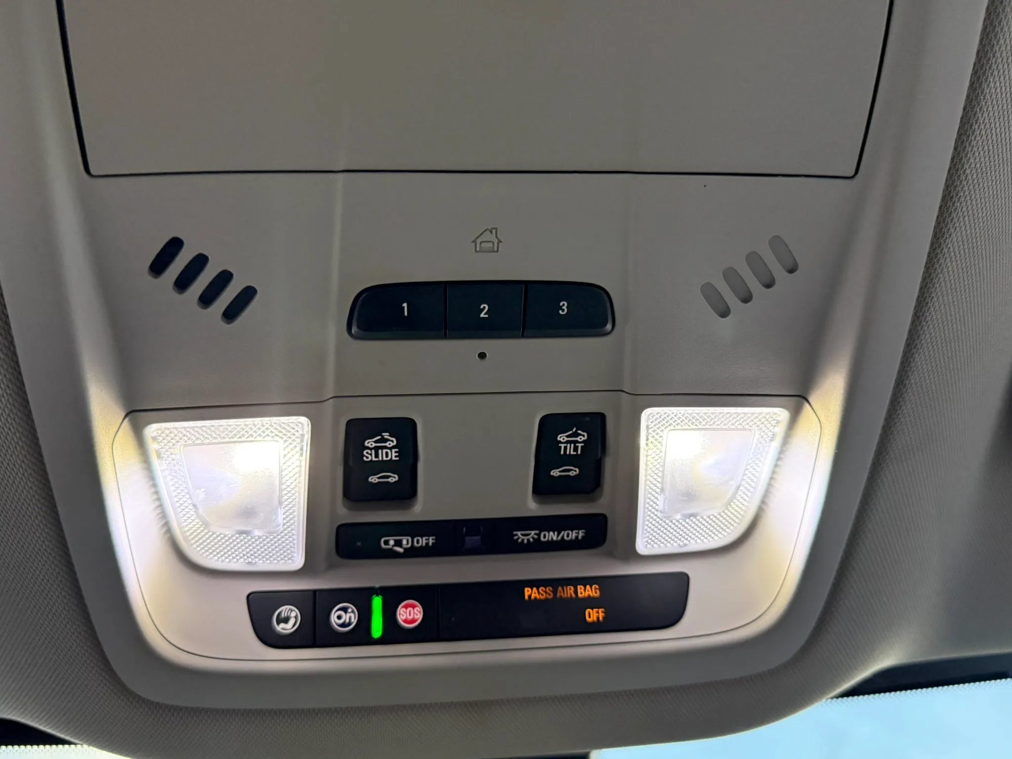 Used 2019 Buick Enclave Avenir w/ Avenir Technology Package AWD/4WD image 47