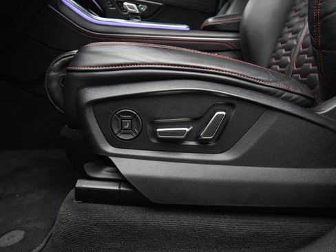 Used 2021 Audi RS Q8 w/ Black Optic Package image 42