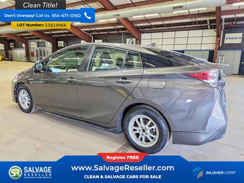 Used 2017 Toyota Prius Three w/ Advanced Technology Package FWD image 3