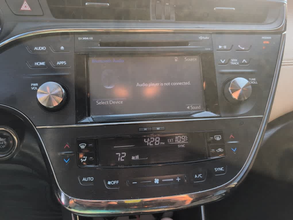 Used 2016 Toyota Avalon XLE FWD image 9