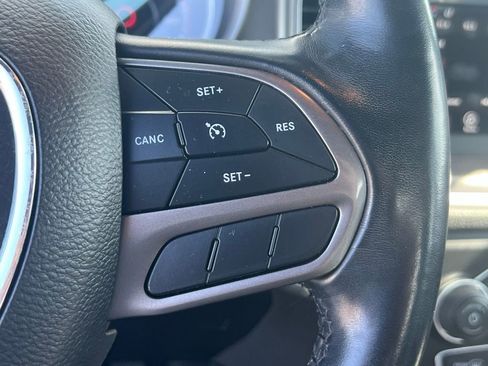 Used 2021 Dodge Charger SXT w/ Leather Interior Group image 31