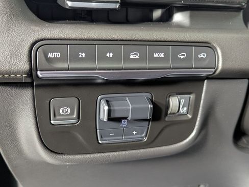 Used 2021 Cadillac Escalade Premium Luxury w/ Driver Assist Tech Package image 13