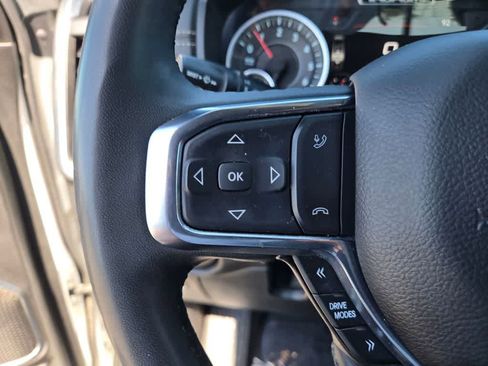 Used 2025 RAM 1500 Laramie AWD/4WD image 21