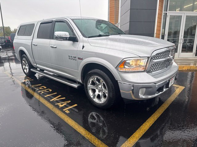 Used 2017 RAM 1500 Laramie w/ Convenience Group AWD/4WD image 2