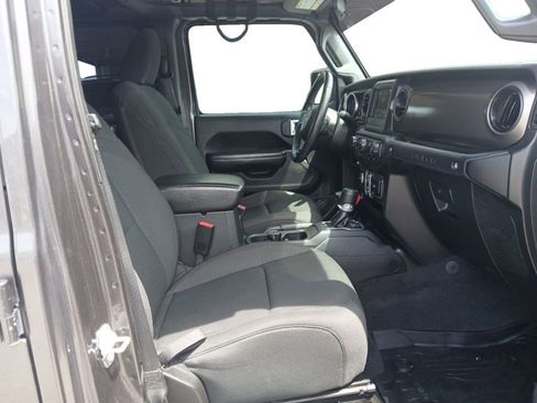 Used 2019 Jeep Wrangler Unlimited Sport S AWD/4WD image 15