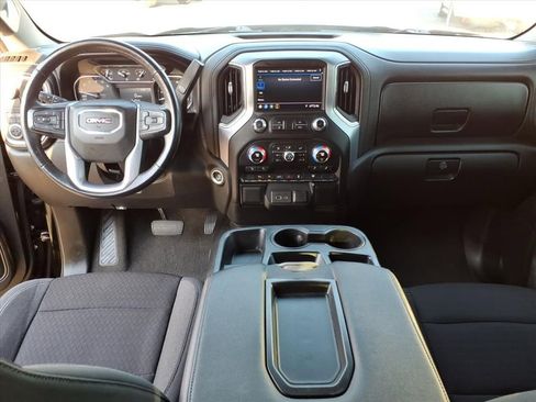 Used 2020 GMC Sierra 1500 Elevation w/ Elevation Value Package image 8