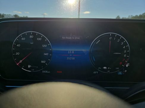 Used 2024 Mercedes-Benz GLE 450e GLE 450e image 24