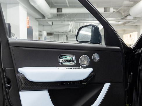 New 2026 Rolls-Royce Cullinan Black Badge image 26