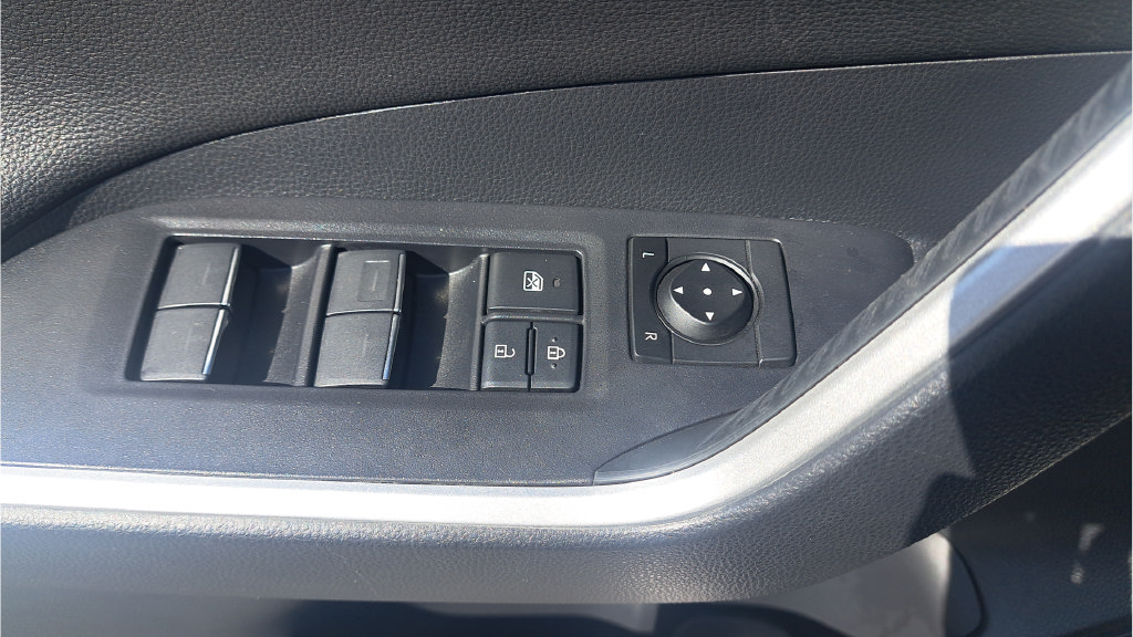 Used 2024 Toyota RAV4 XSE AWD/4WD image 25