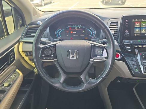 Used 2022 Honda Odyssey Touring image 10